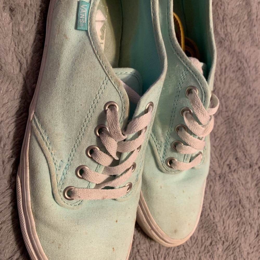 Woman’s vans - Picture 2 of 7
